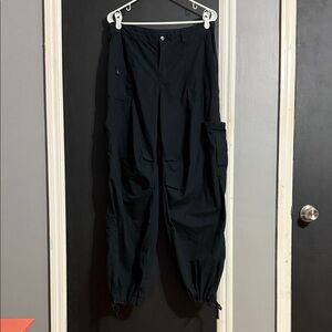 wild fable Cargo Pants Outdoor Casual Comfort Pockets Neutral Sz: M Inseam: 32”